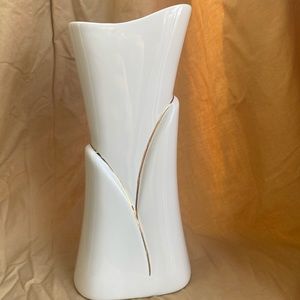 White and Gold Art Deco Vase